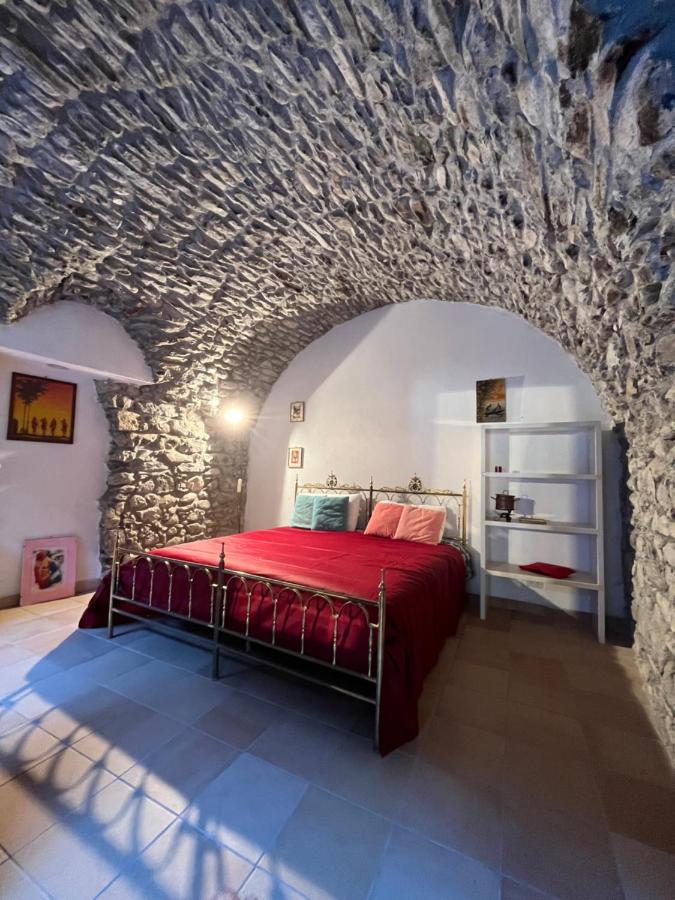 Casa Victoria - Full Equipped Stone House Villa Rocchetta Nervina Buitenkant foto